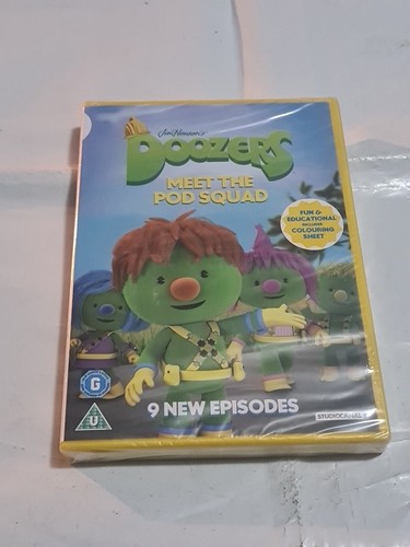 Doozers meet the pod - -,